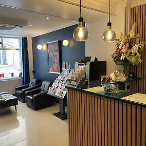 Mary's République Hotel Parigi